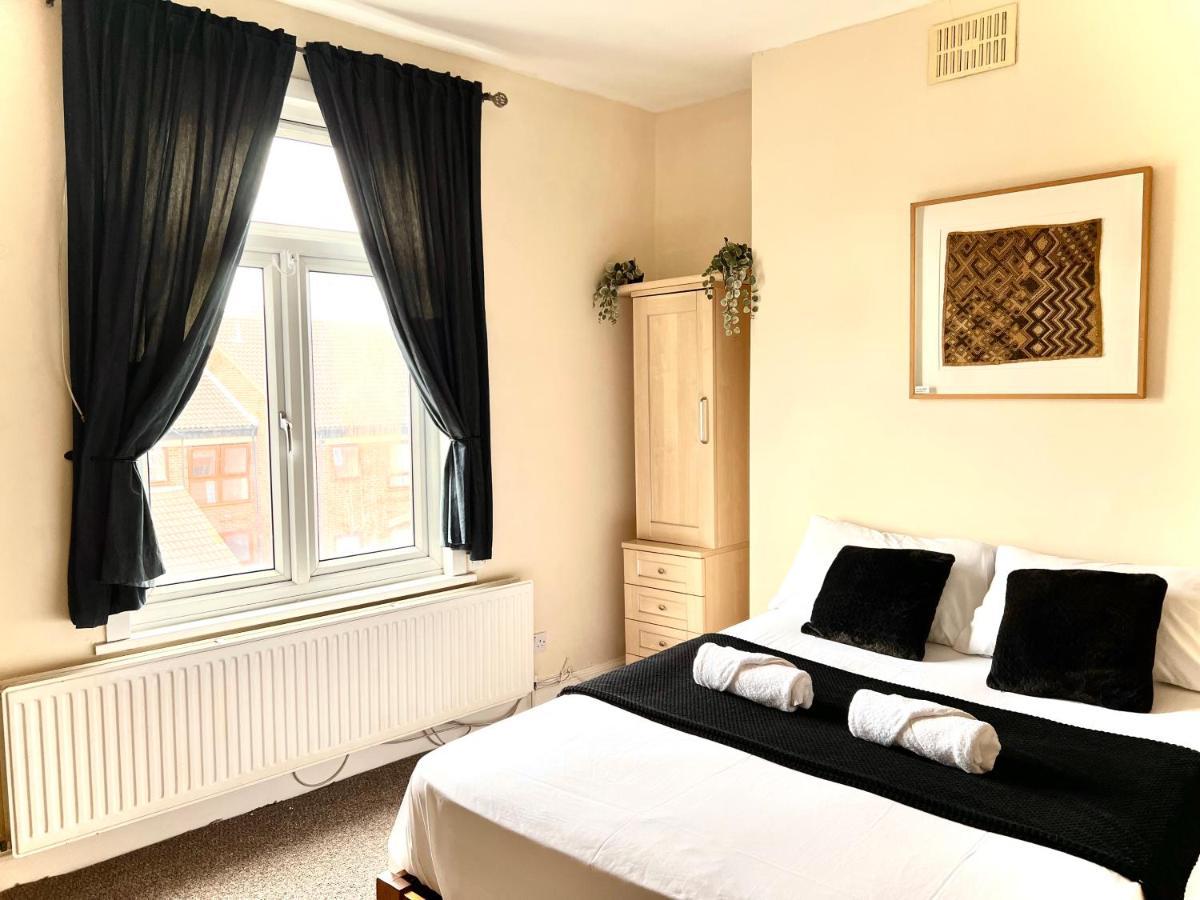 Aldgate Holiday Rooms ロンドン エクステリア 写真