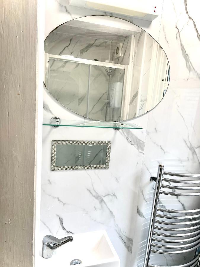 Aldgate Holiday Rooms ロンドン エクステリア 写真